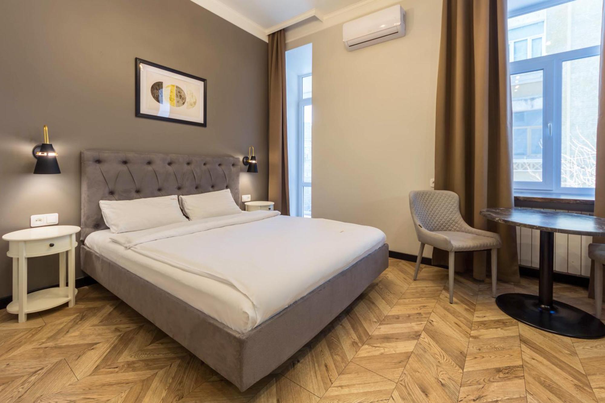 Apartments On Antonovycha Kiev Dış mekan fotoğraf