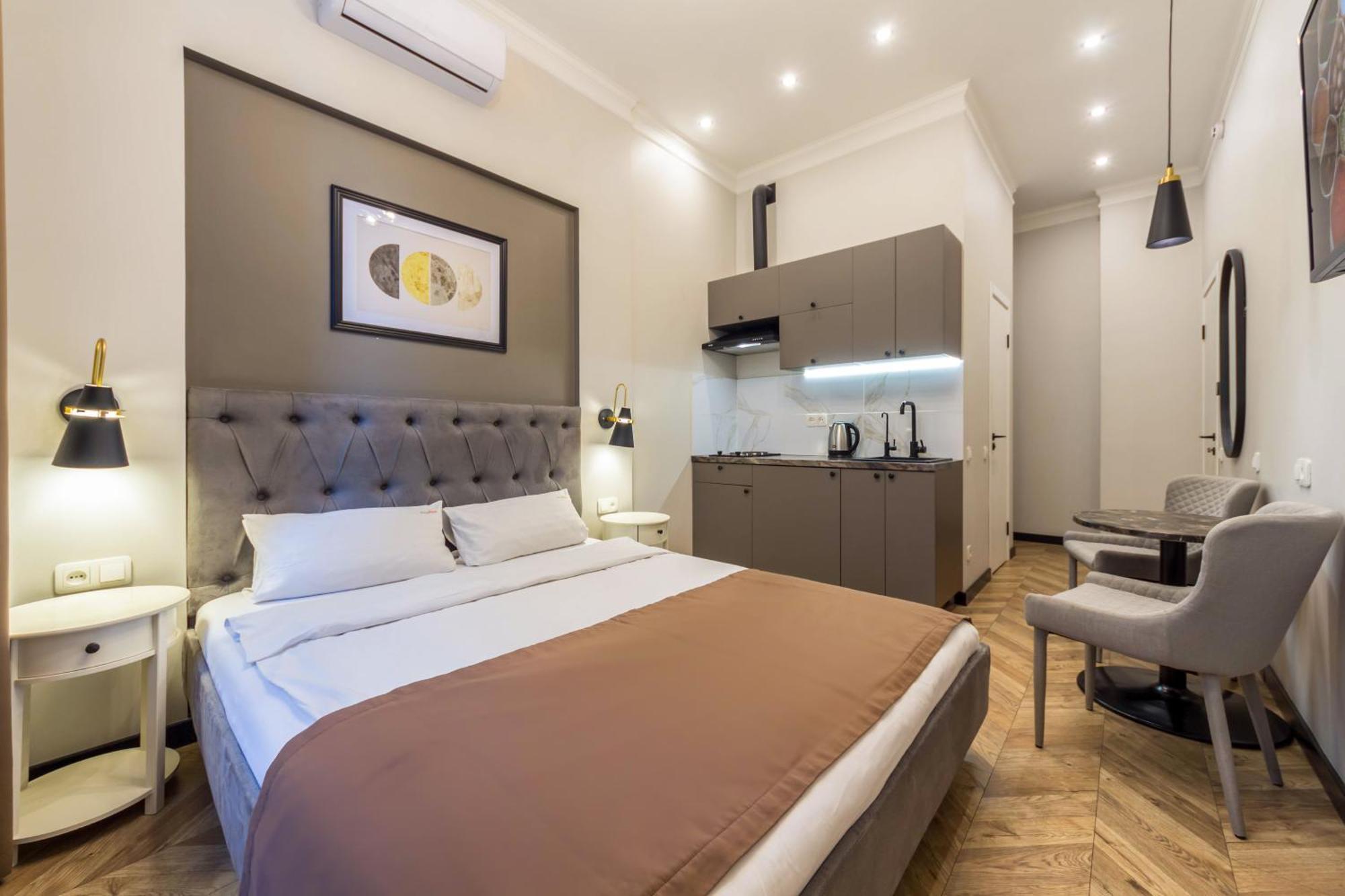 Apartments On Antonovycha Kiev Dış mekan fotoğraf